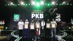 Momen Harlah ke-28, PKB Anugerahi Lima Kiai Penjaga Islam, Pancasila, dan Keutuhan Bangsa